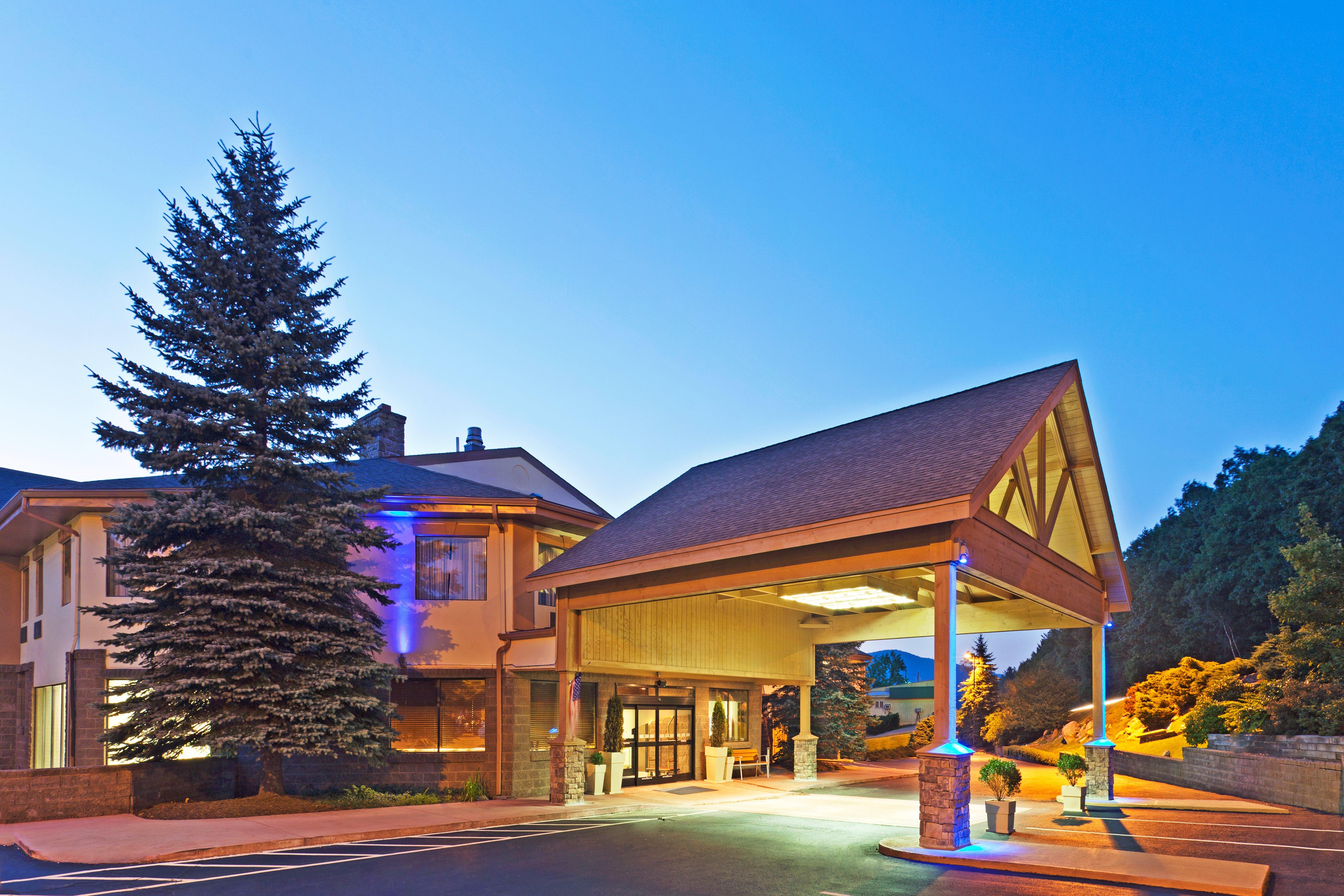 Holiday Inn Express Blowing Rock South By Ihg מראה חיצוני תמונה